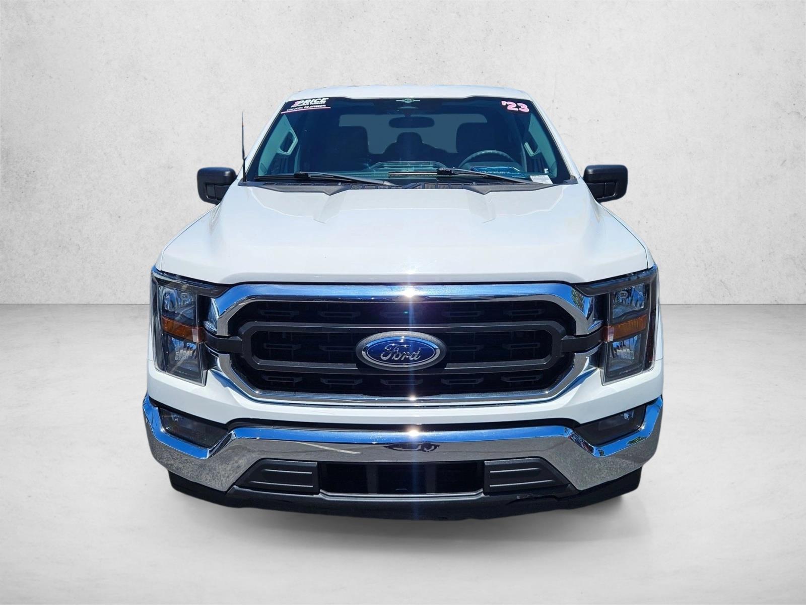 2023 Ford F-150 XLT photo 2