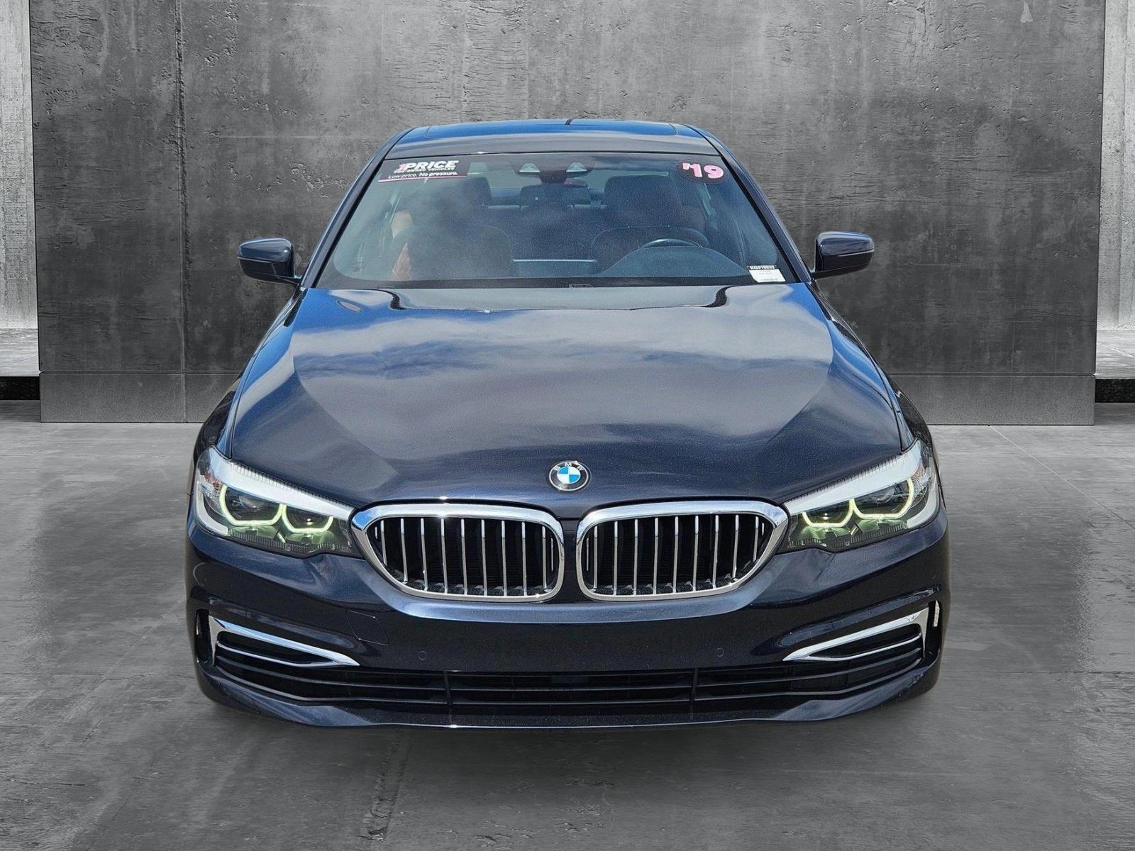 Used 2019 BMW 5 Series 540i with VIN WBAJE5C52KG918933 for sale in Henderson, NV