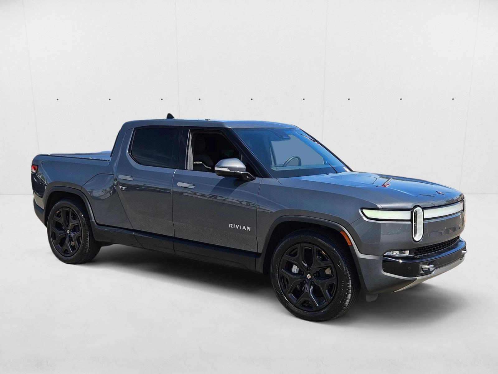 2023 Rivian R1T Adventure photo 3