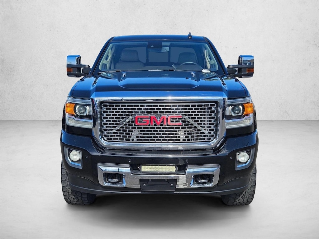 Used 2016 GMC Sierra 2500HD Denali Truck Crew Cab