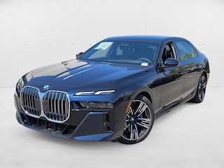 2025 BMW 740i