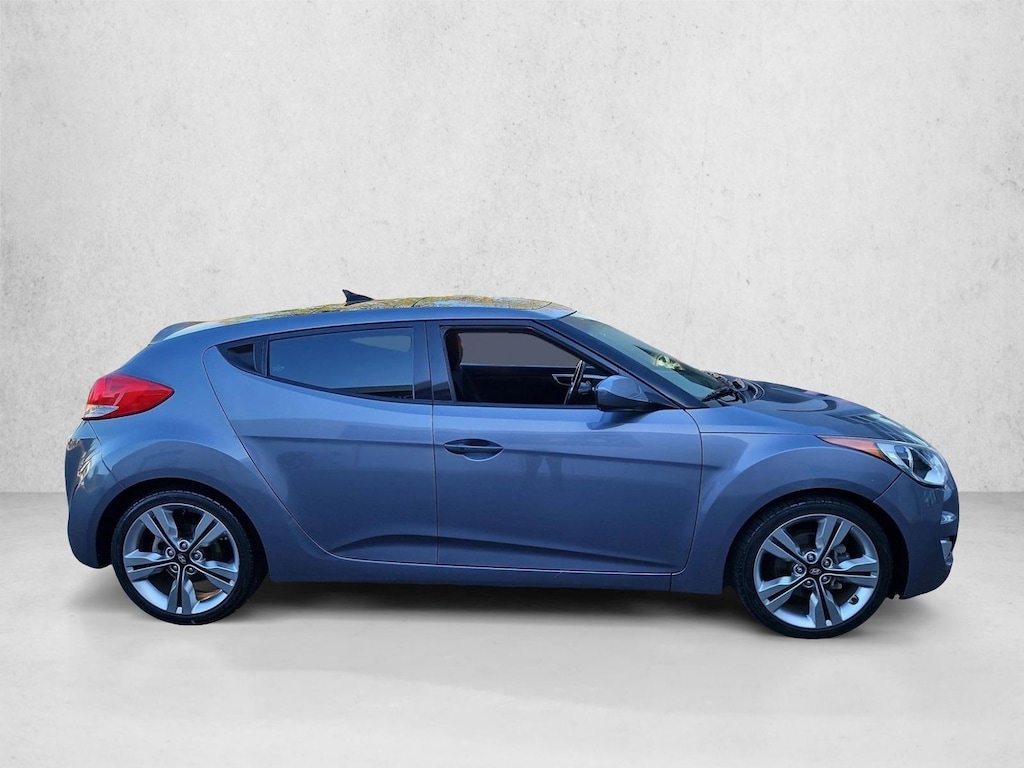 Used 2017 Hyundai Veloster Hatchback