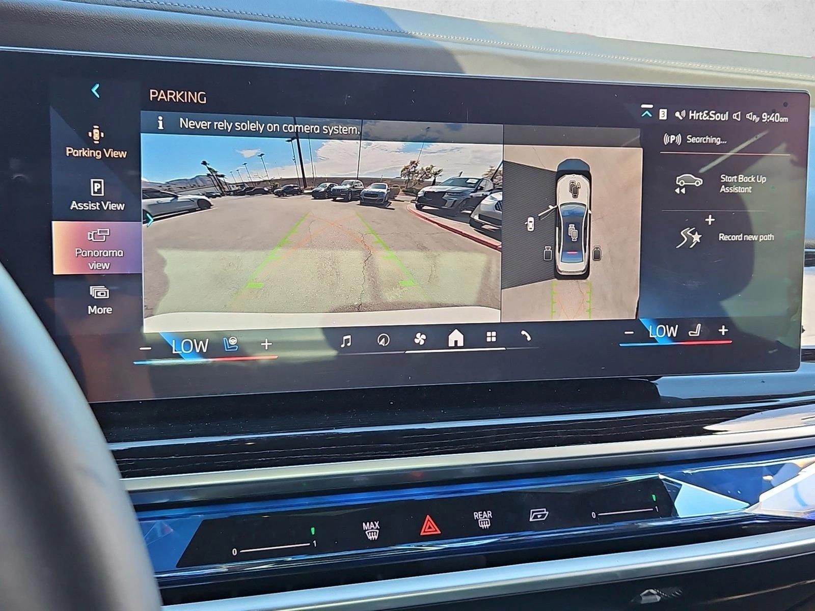 2026 BMW 7 Series 750e - Photo 13