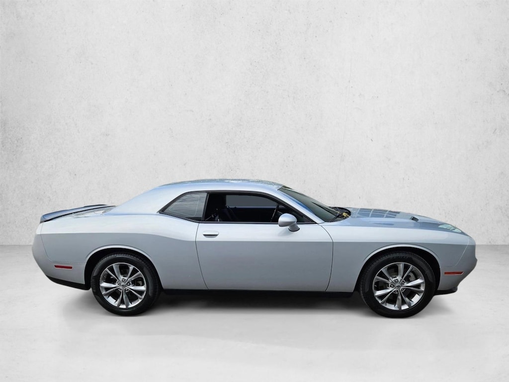 Used 2023 Dodge Challenger SXT Coupe