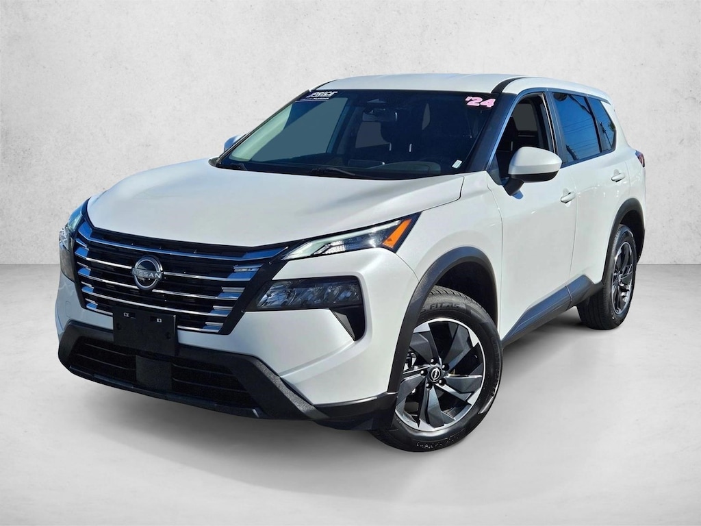Used 2024 Nissan Rogue SV SUV