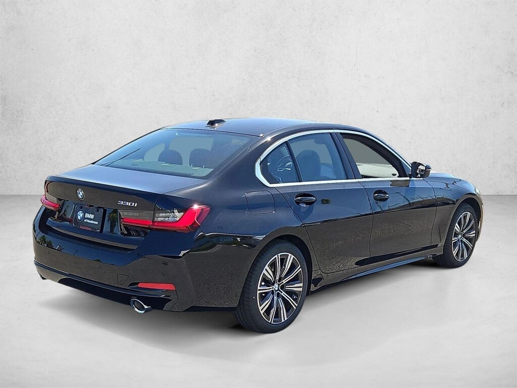 New 2026 BMW 330i Sedan