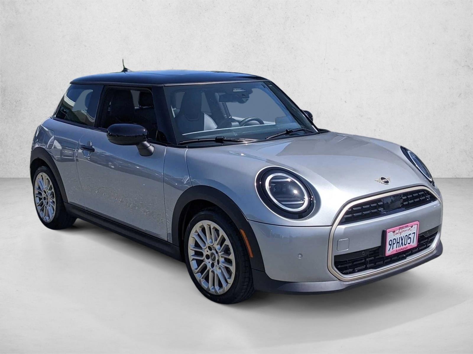 2025 Mini Cooper 2 Door Hardtop S photo 3