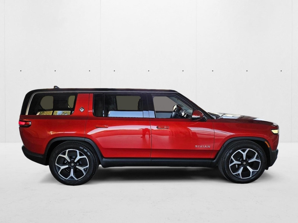 Used 2024 Rivian R1S SUV