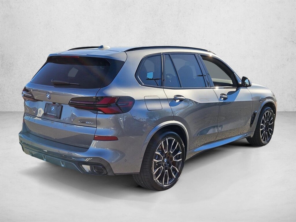 New 2026 BMW X5 PHEV xDrive50e SUV