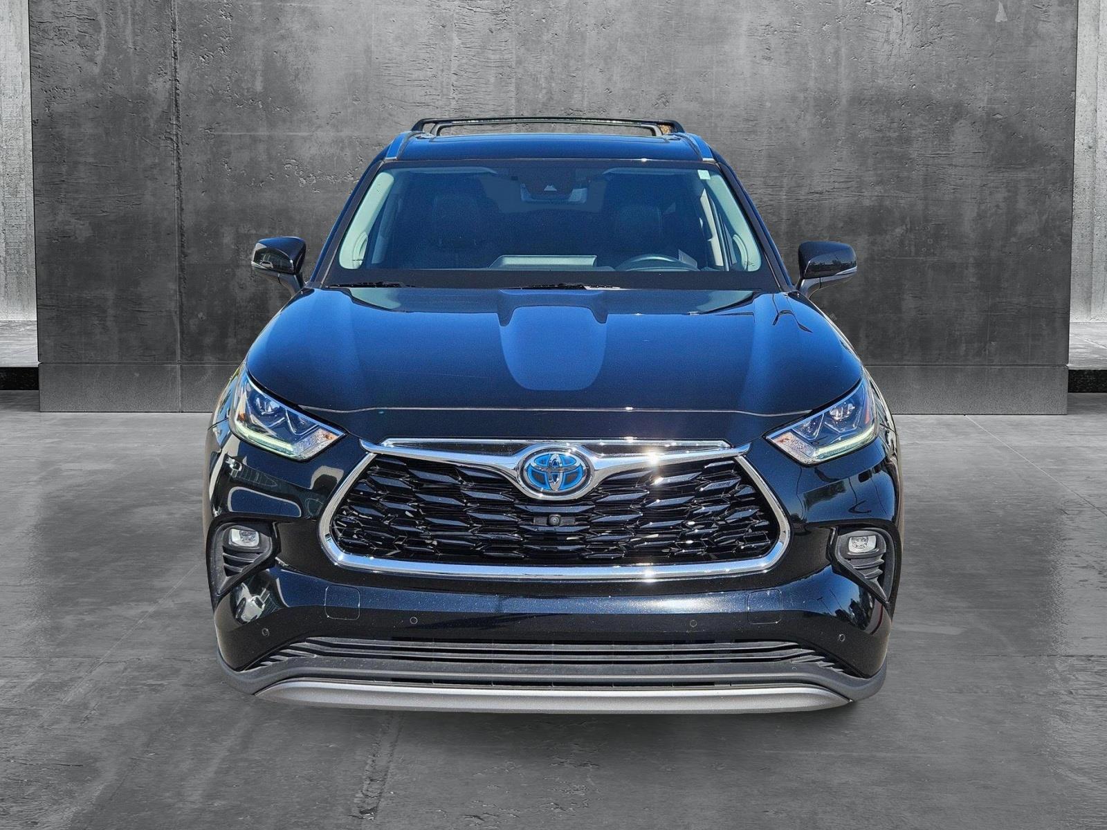 Used 2022 Toyota Highlander Platinum with VIN 5TDFARAH6NS012853 for sale in Henderson, NV