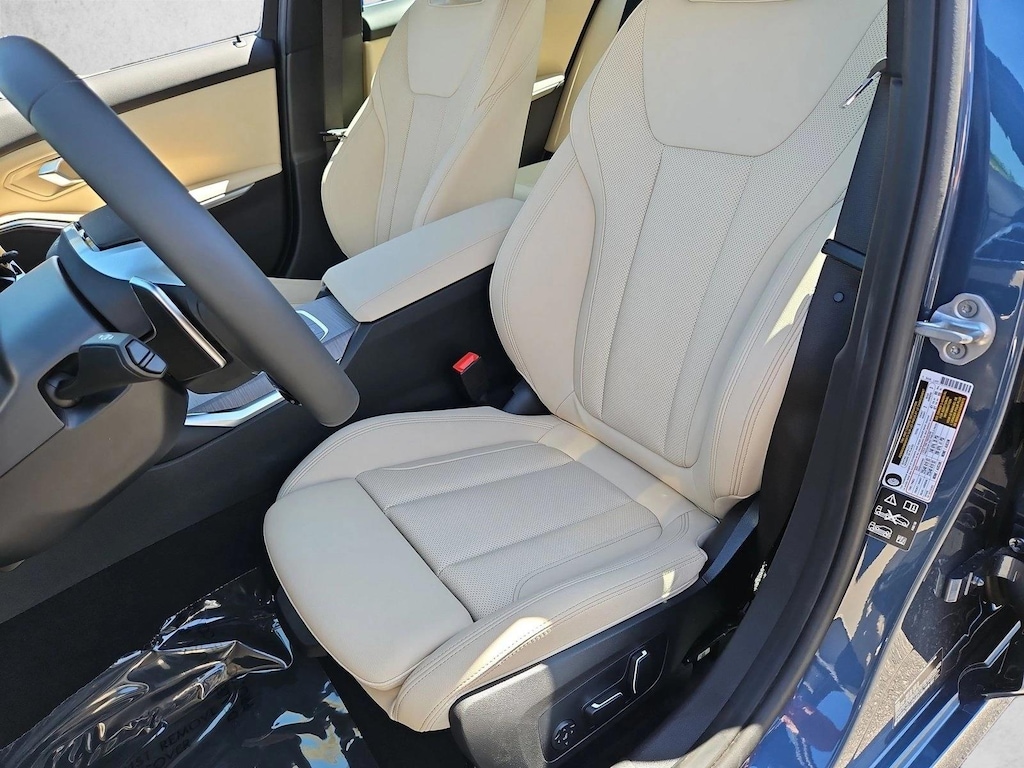 New 2026 BMW 330i xDrive Sedan
