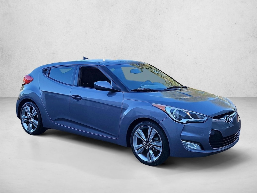 Used 2017 Hyundai Veloster Hatchback