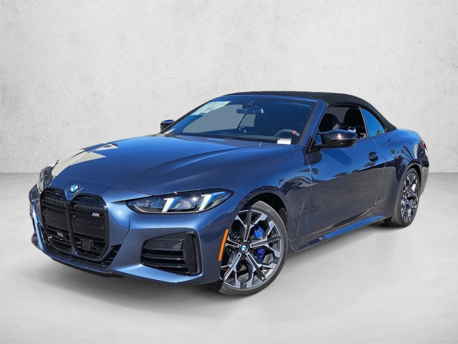 2026 BMW 4 Series M440i Convertible's photo