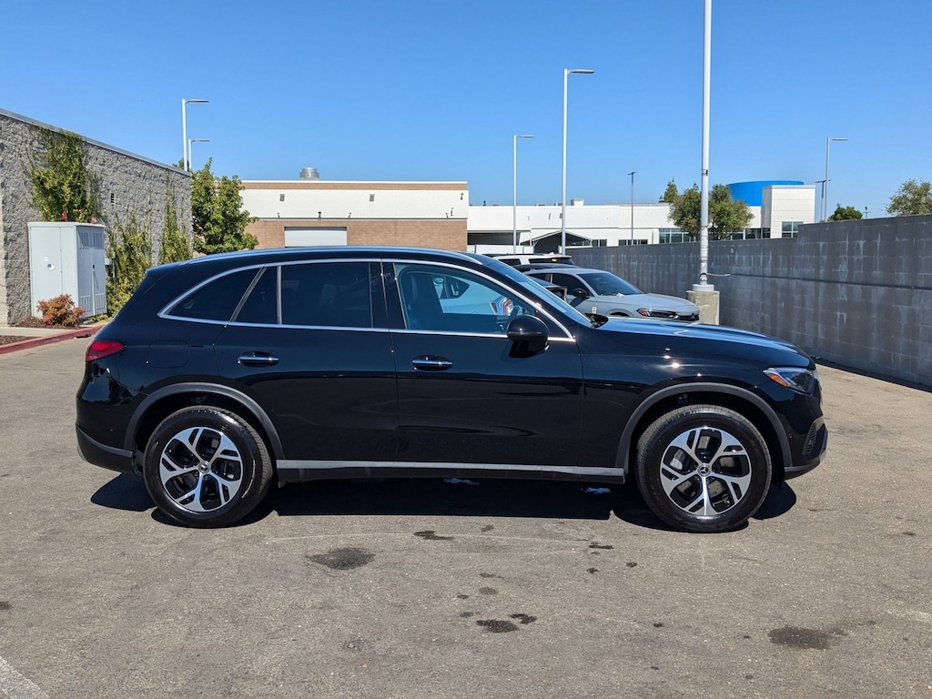 Used 2025 Mercedes-Benz GLC 350e 4MATIC SUV