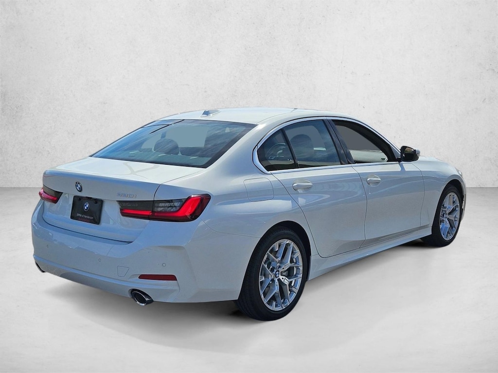 New 2026 BMW 330i Sedan