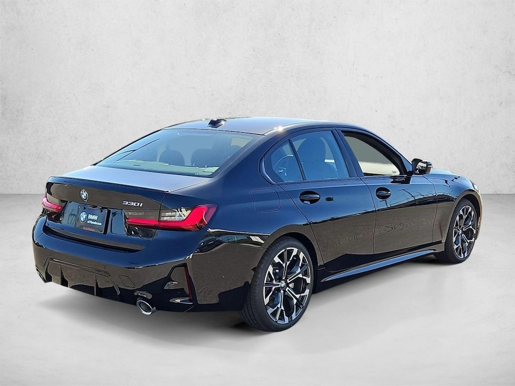 New 2026 BMW 330i Sedan
