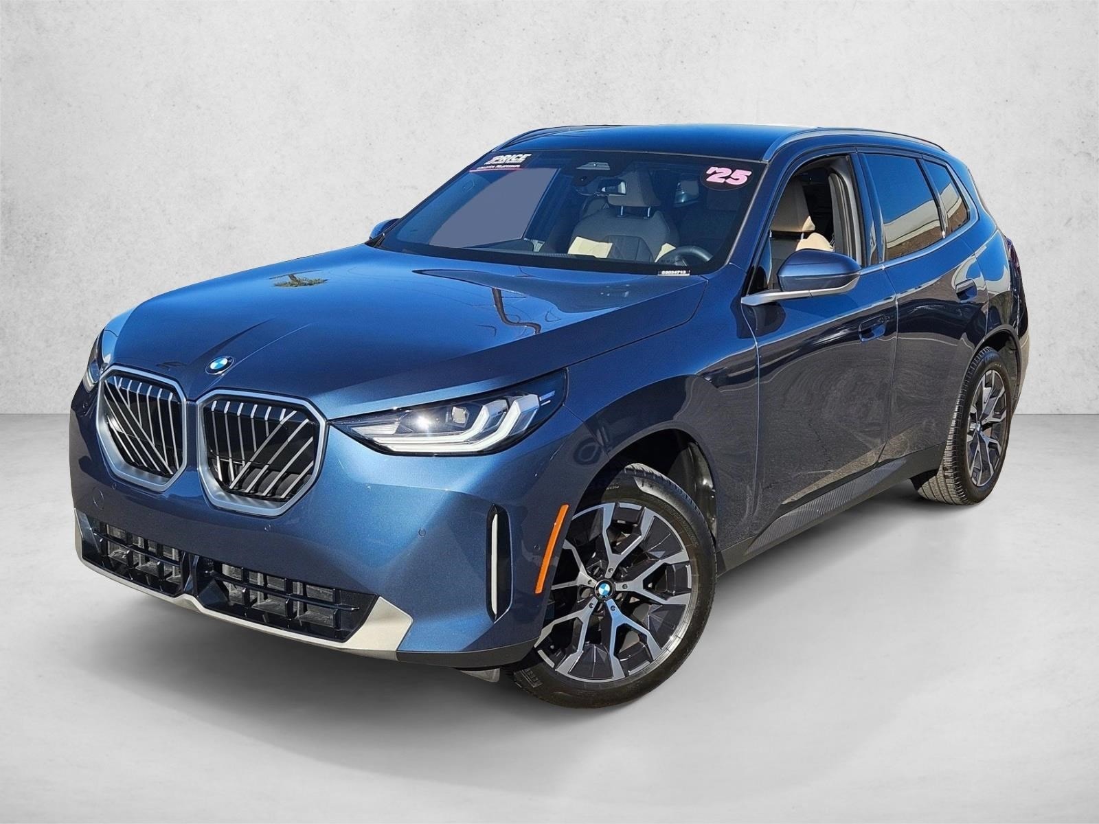 2025 BMW X3 30's photo