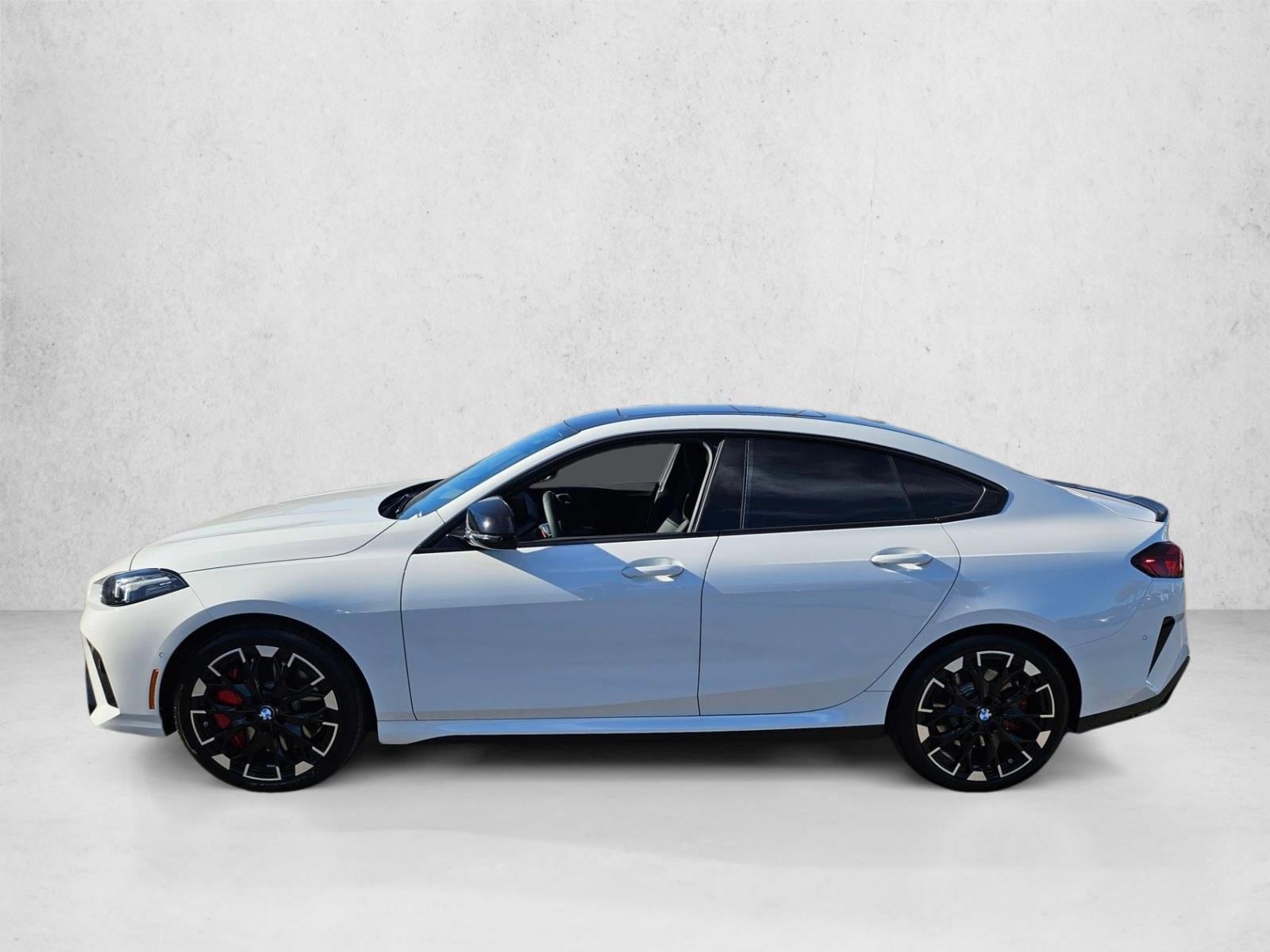 2026 BMW 2 Series M235 - Photo 5