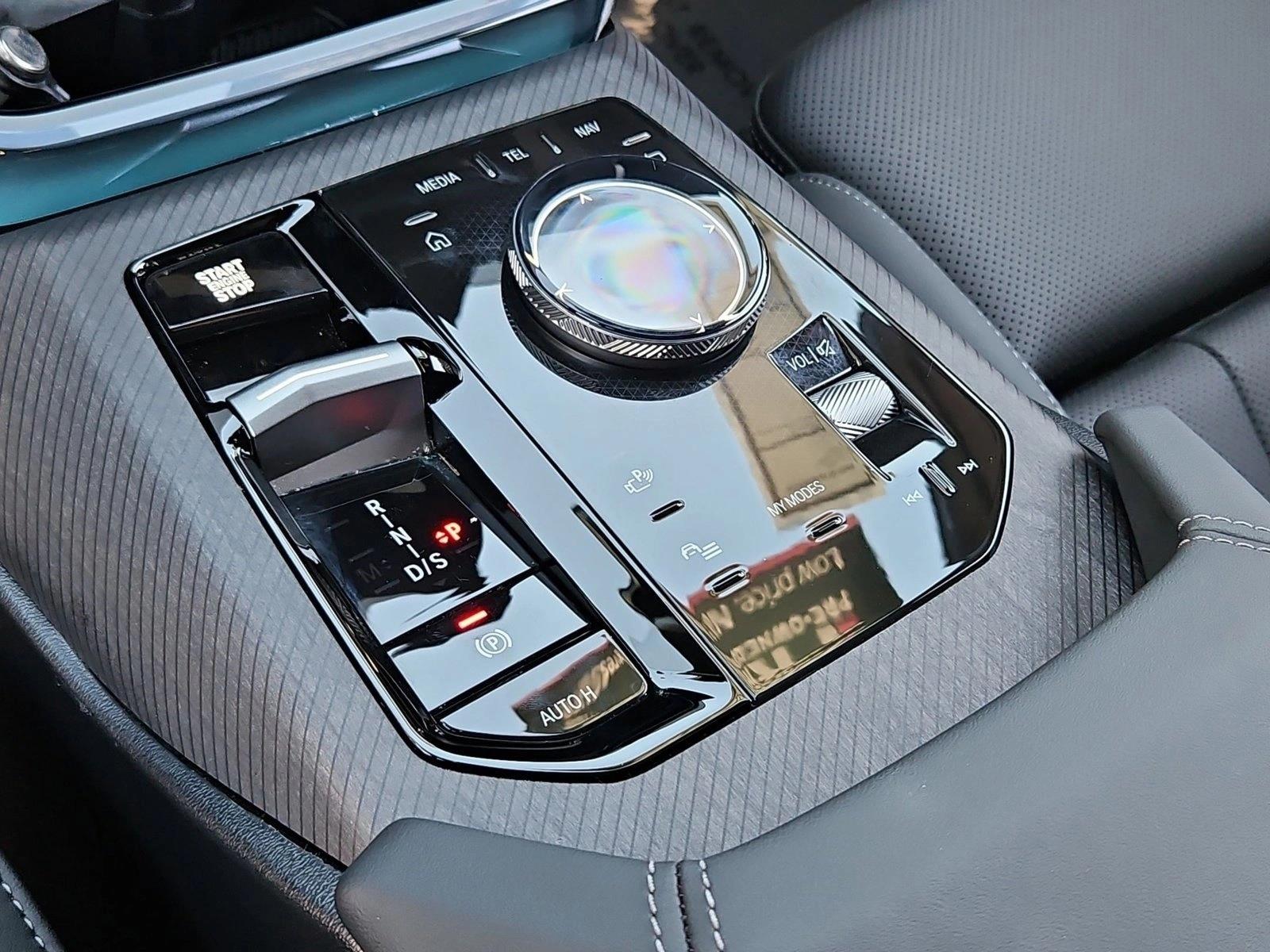 2026 BMW X3 30 - Photo 12