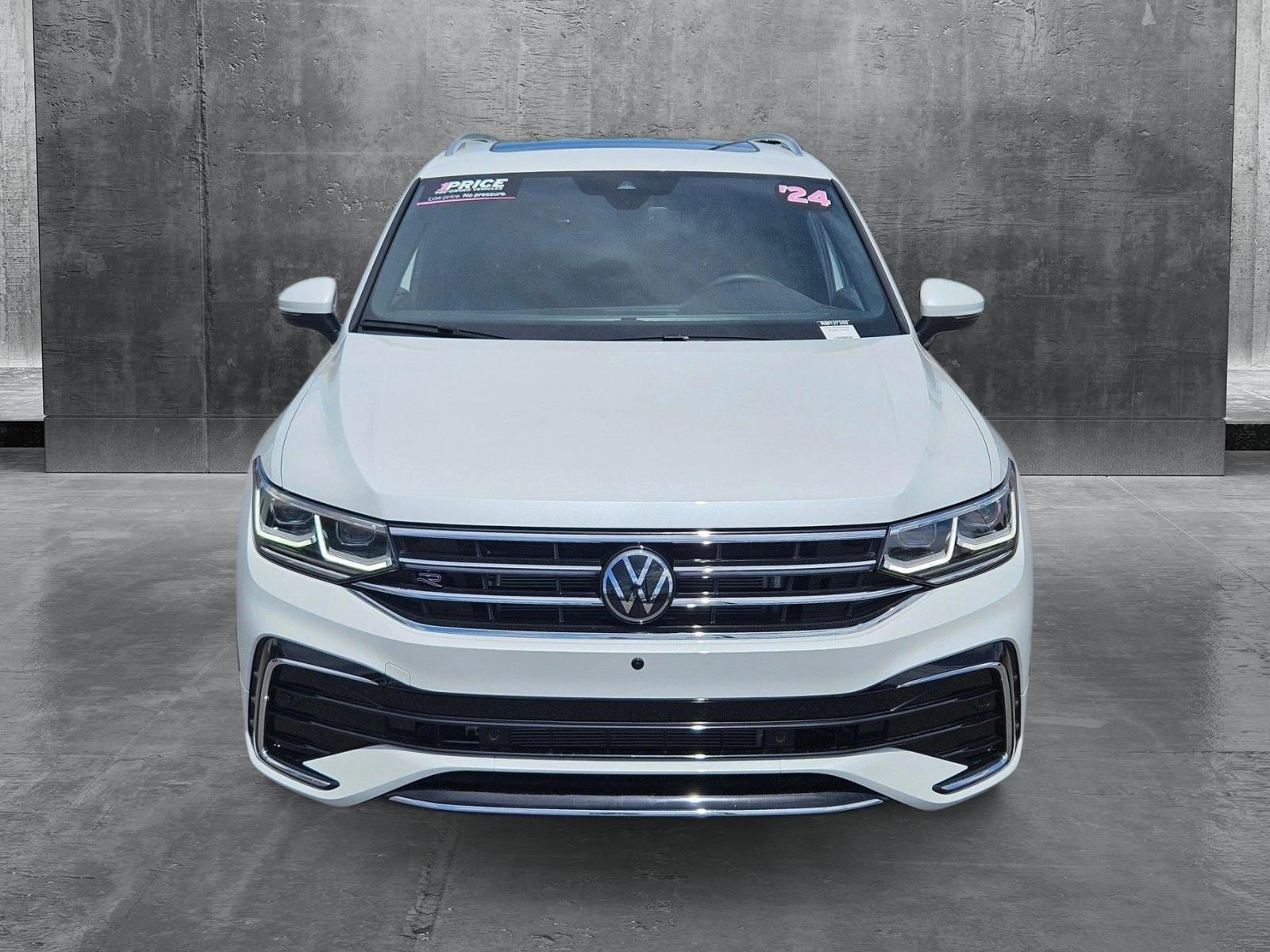 Used 2024 Volkswagen Tiguan SEL R-LINE with VIN 3VV4B7AXXRM137359 for sale in Henderson, NV