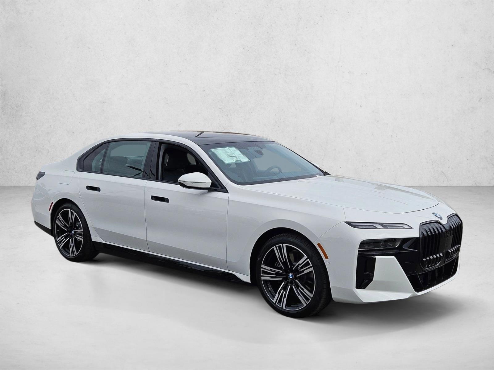 2026 BMW 7 Series 750e - Photo 7