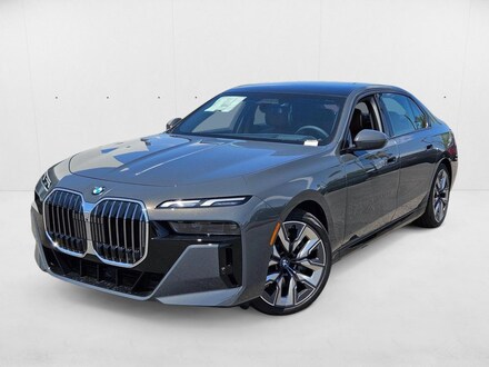 2025 BMW 760i xDrive Sedan
