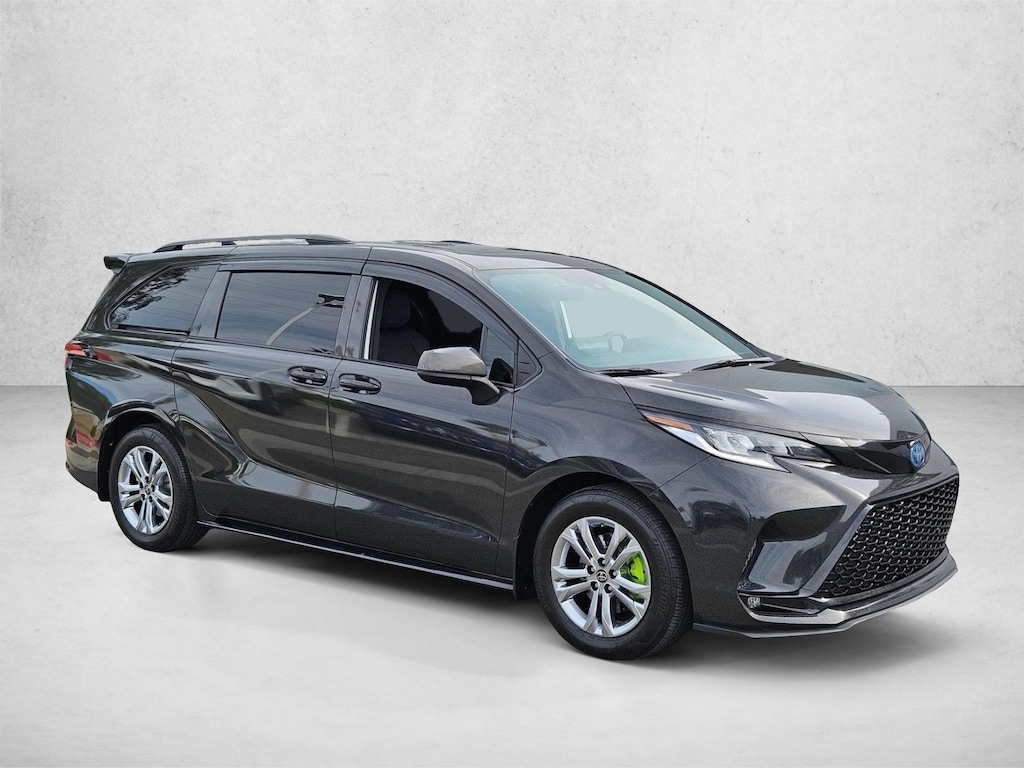 Used 2021 Toyota Sienna XSE 7 Passenger Van
