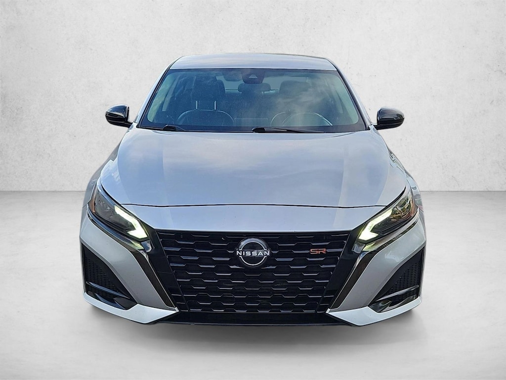 Used 2024 Nissan Altima 2.5 SR Sedan