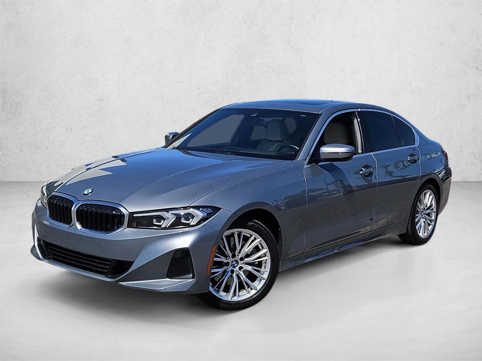 2024 BMW 3 Series 330i Sedan's photo
