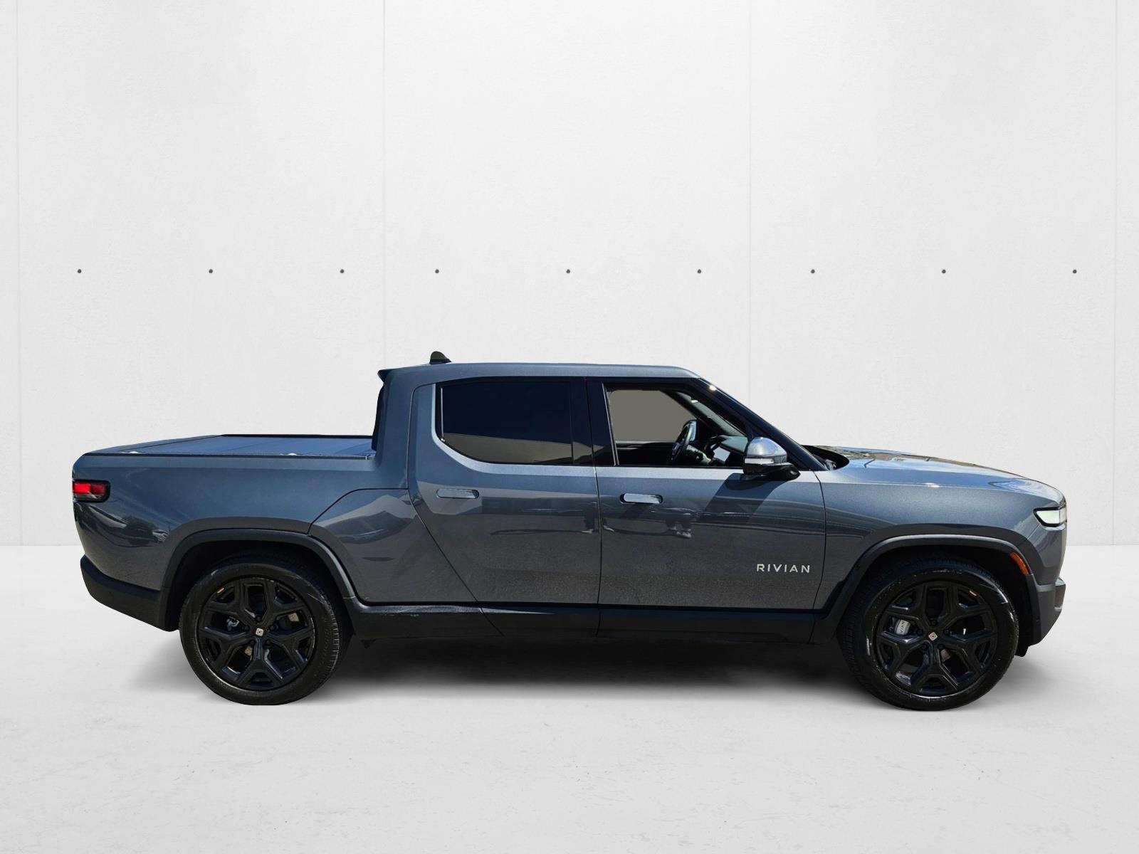 2023 Rivian R1T Adventure photo 4