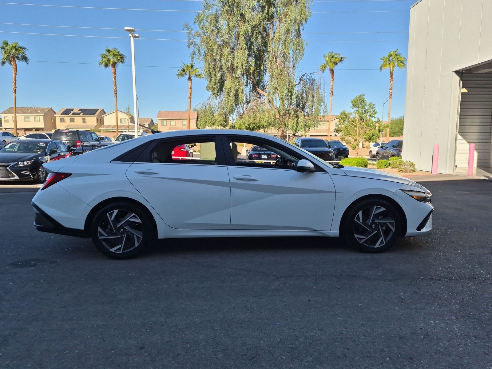 Used 2024 Hyundai Elantra Limited Sedan