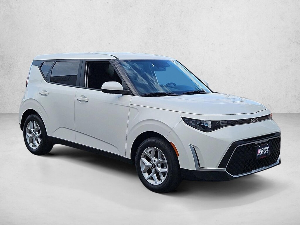 Used 2025 Kia Soul Hatchback
