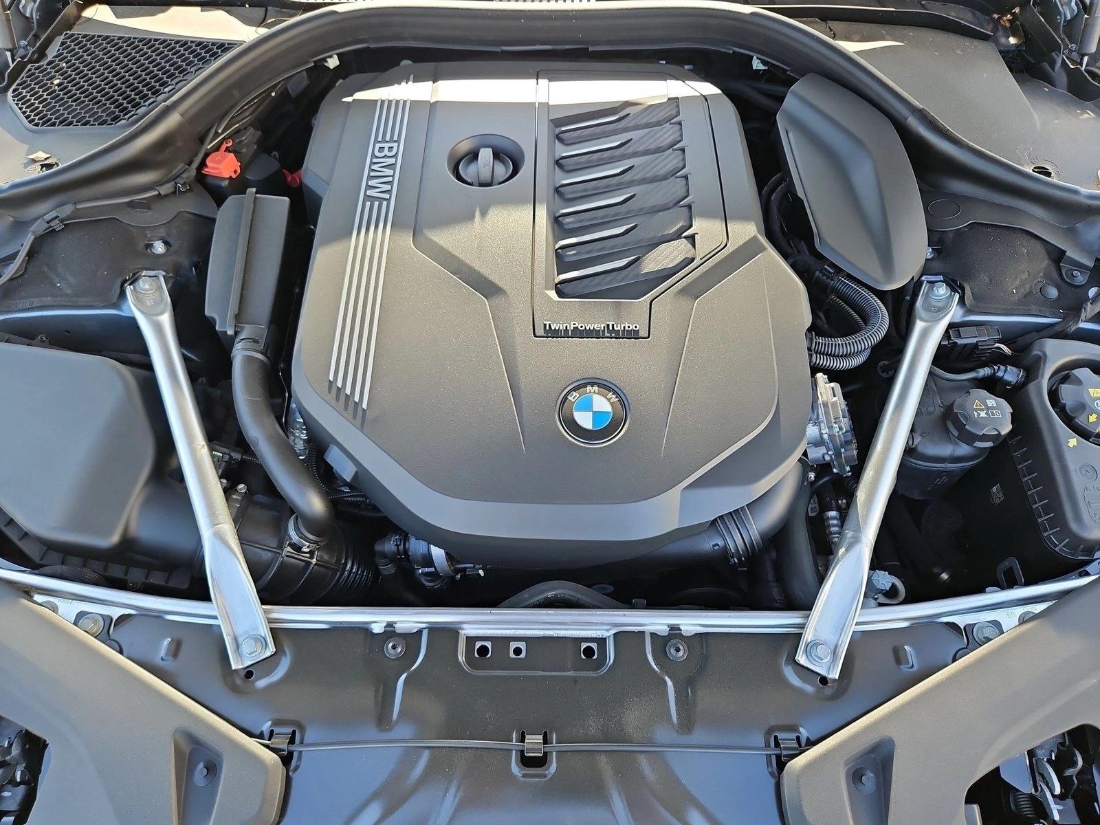 2026 BMW 8 Series 840i - Photo 17