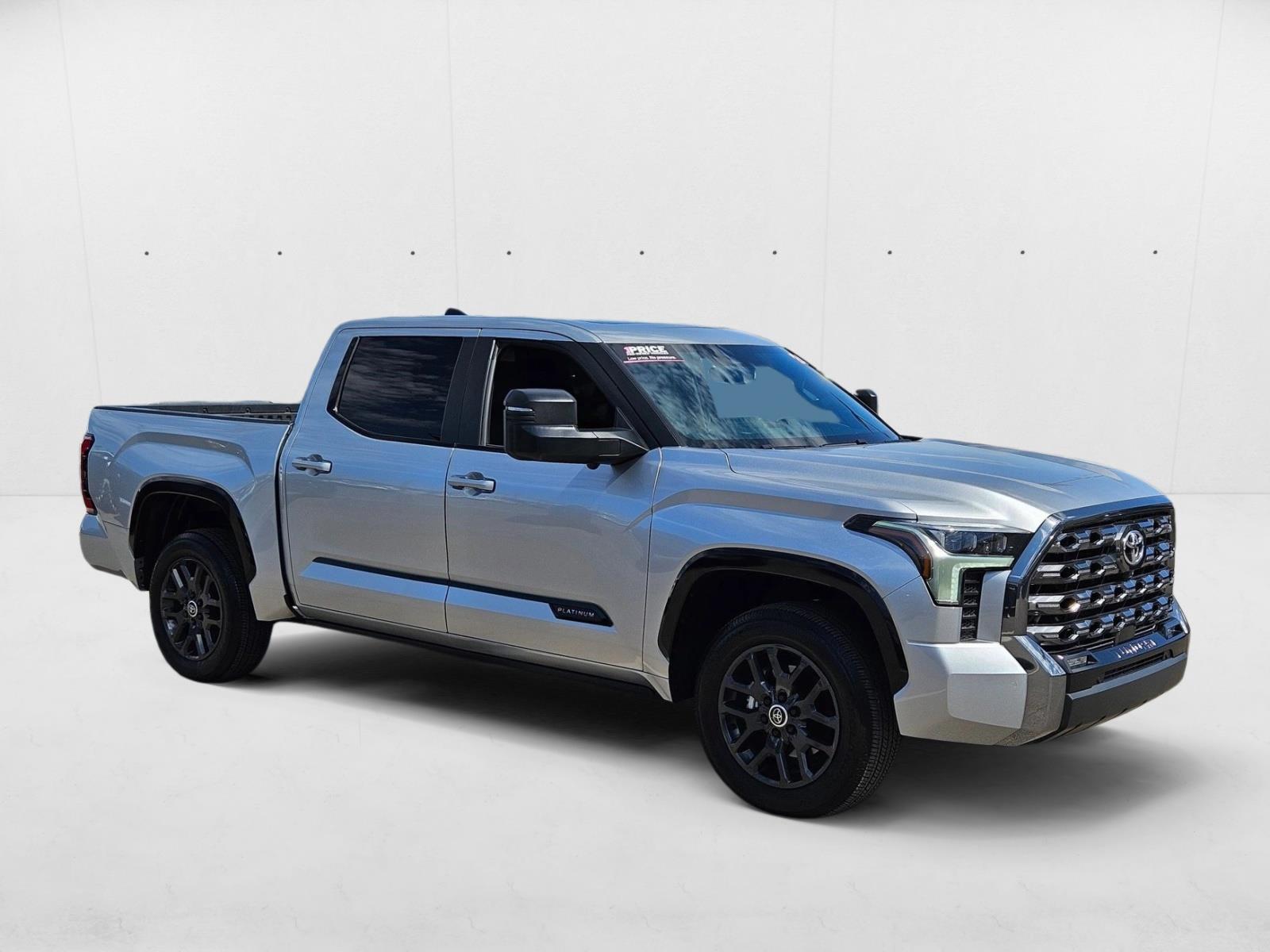 2024 Toyota Tundra Platinum photo 3