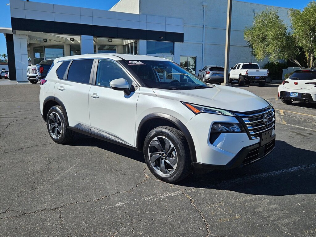 Used 2024 Nissan Rogue SV SUV
