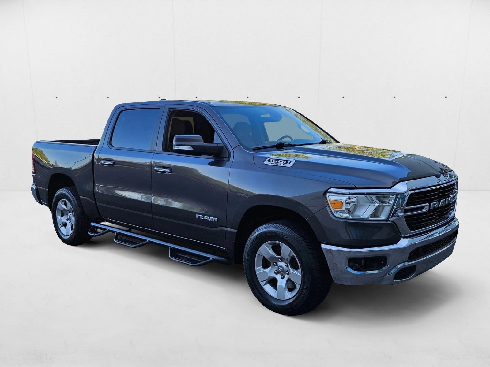 2020 Ram 1500 Big Horn Lone Star photo 3