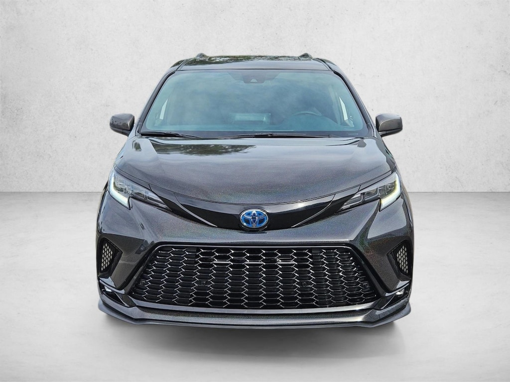 Used 2021 Toyota Sienna XSE 7 Passenger Van