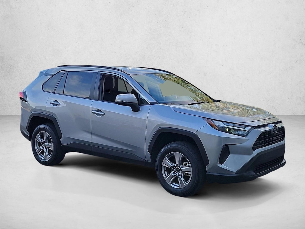 Used 2025 Toyota RAV4 XLE SUV