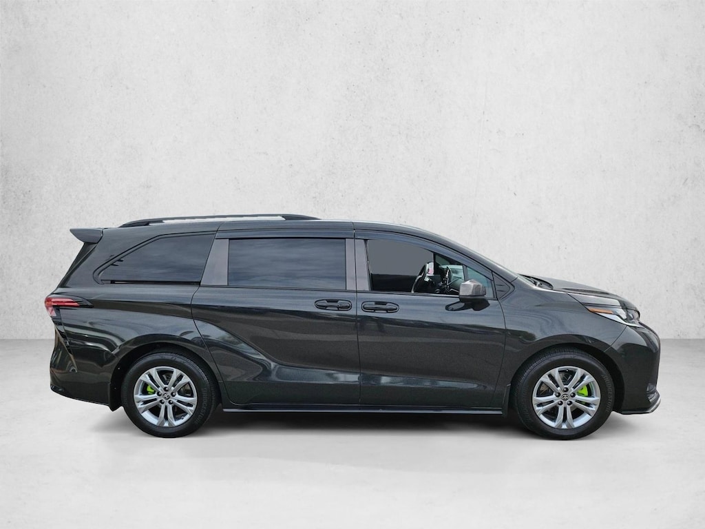 Used 2021 Toyota Sienna XSE 7 Passenger Van