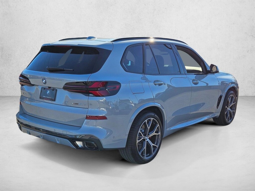 New 2026 BMW X5 PHEV xDrive50e SUV