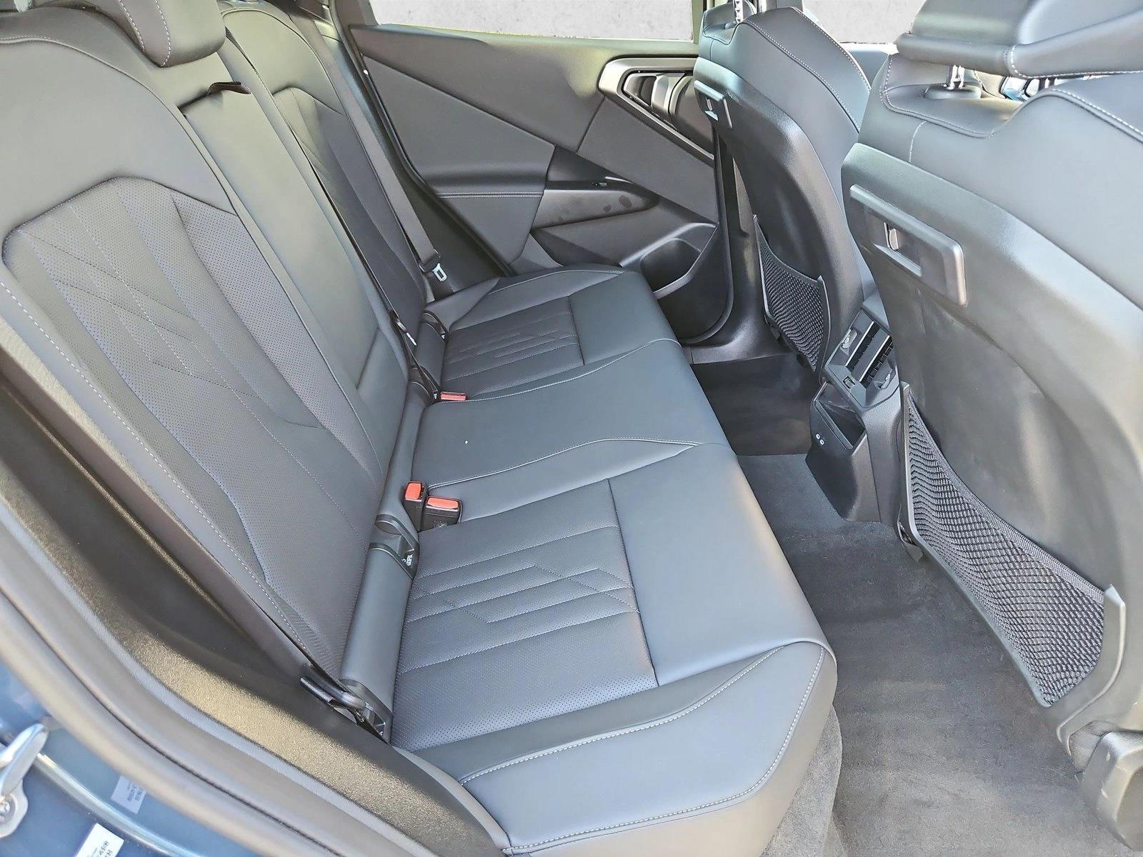2026 BMW X3 30 - Photo 19