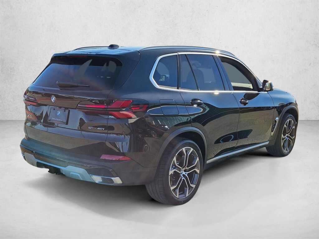 New 2026 BMW X5 sDrive40i SUV