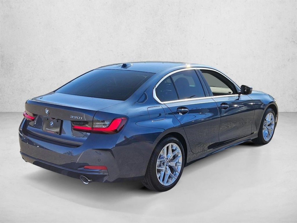 New 2026 BMW 330i Sedan