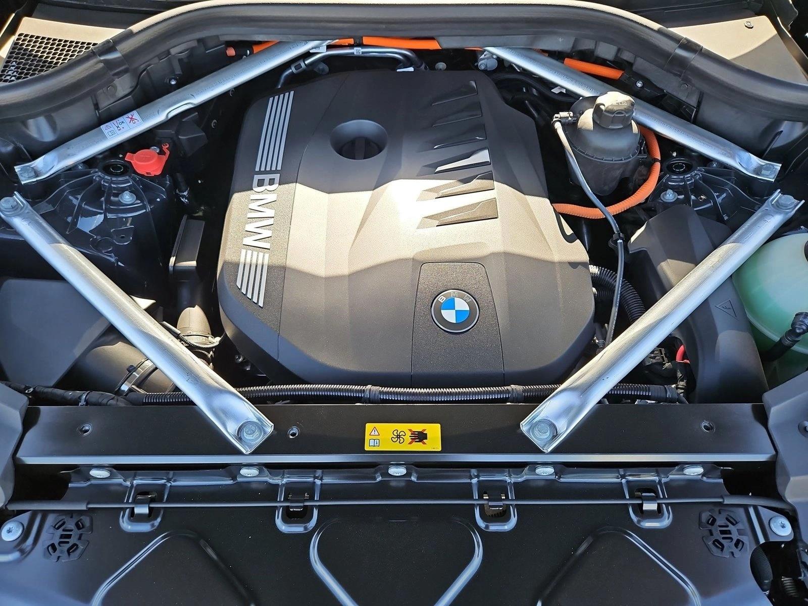 2026 BMW X5 50e - Photo 17