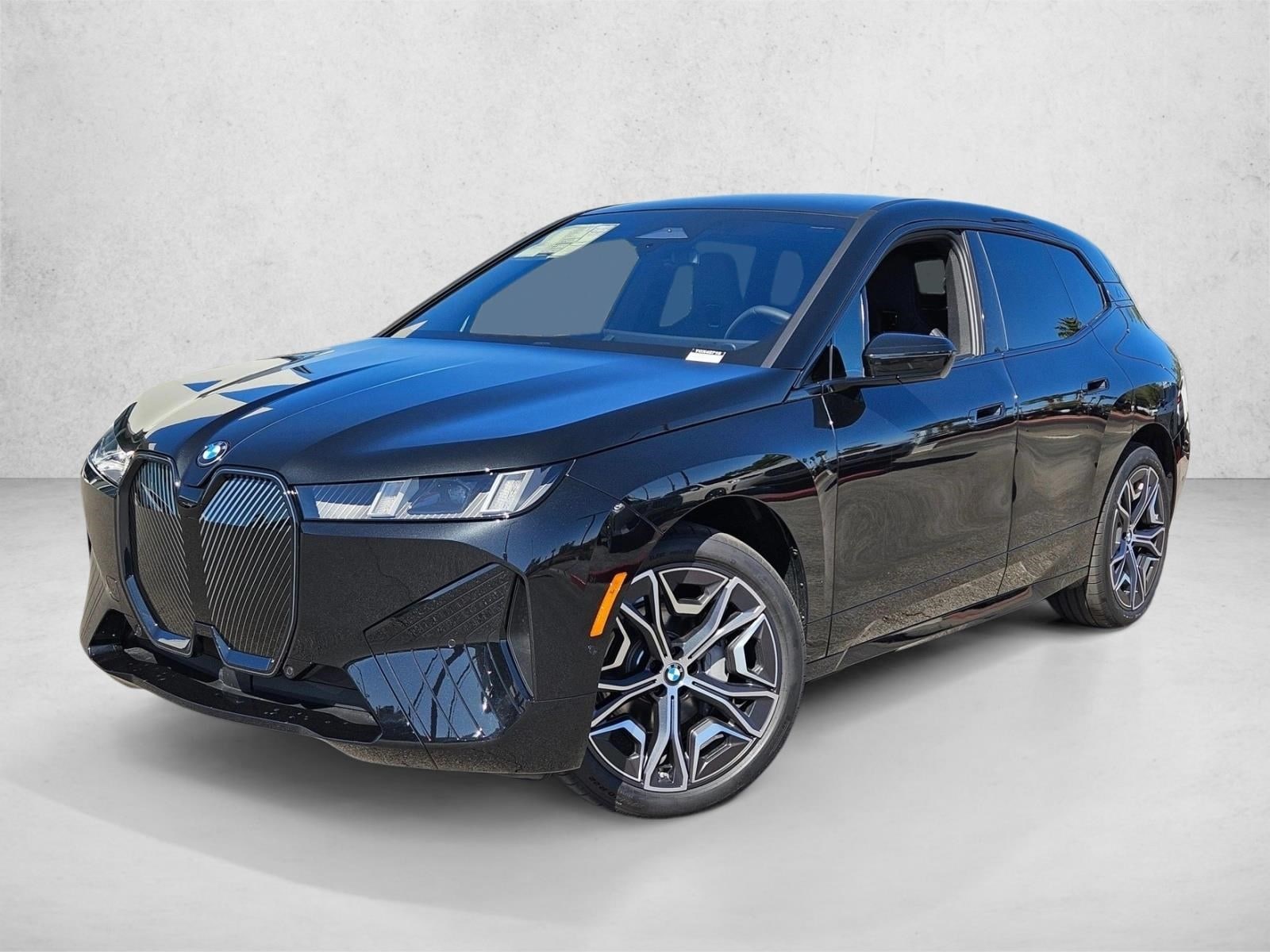 2026 BMW iX xDrive60's photo