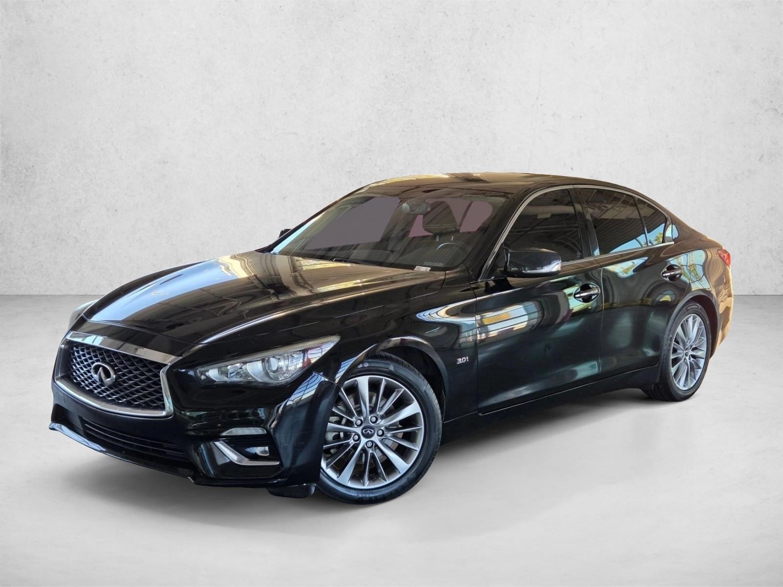 2019 INFINITI Q50 LUXE