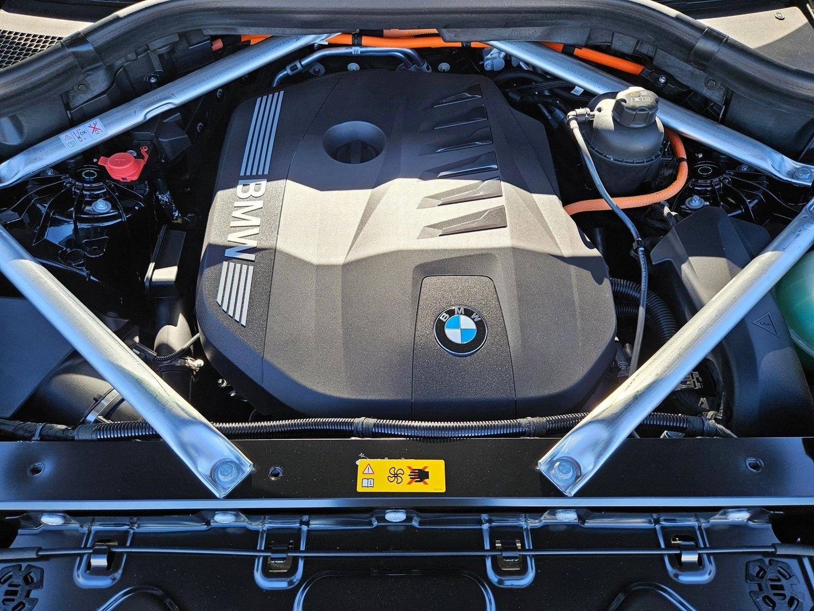 2026 BMW X5 50e - Photo 17