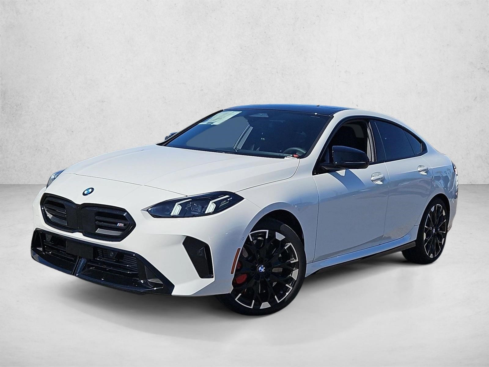  BMW M235i