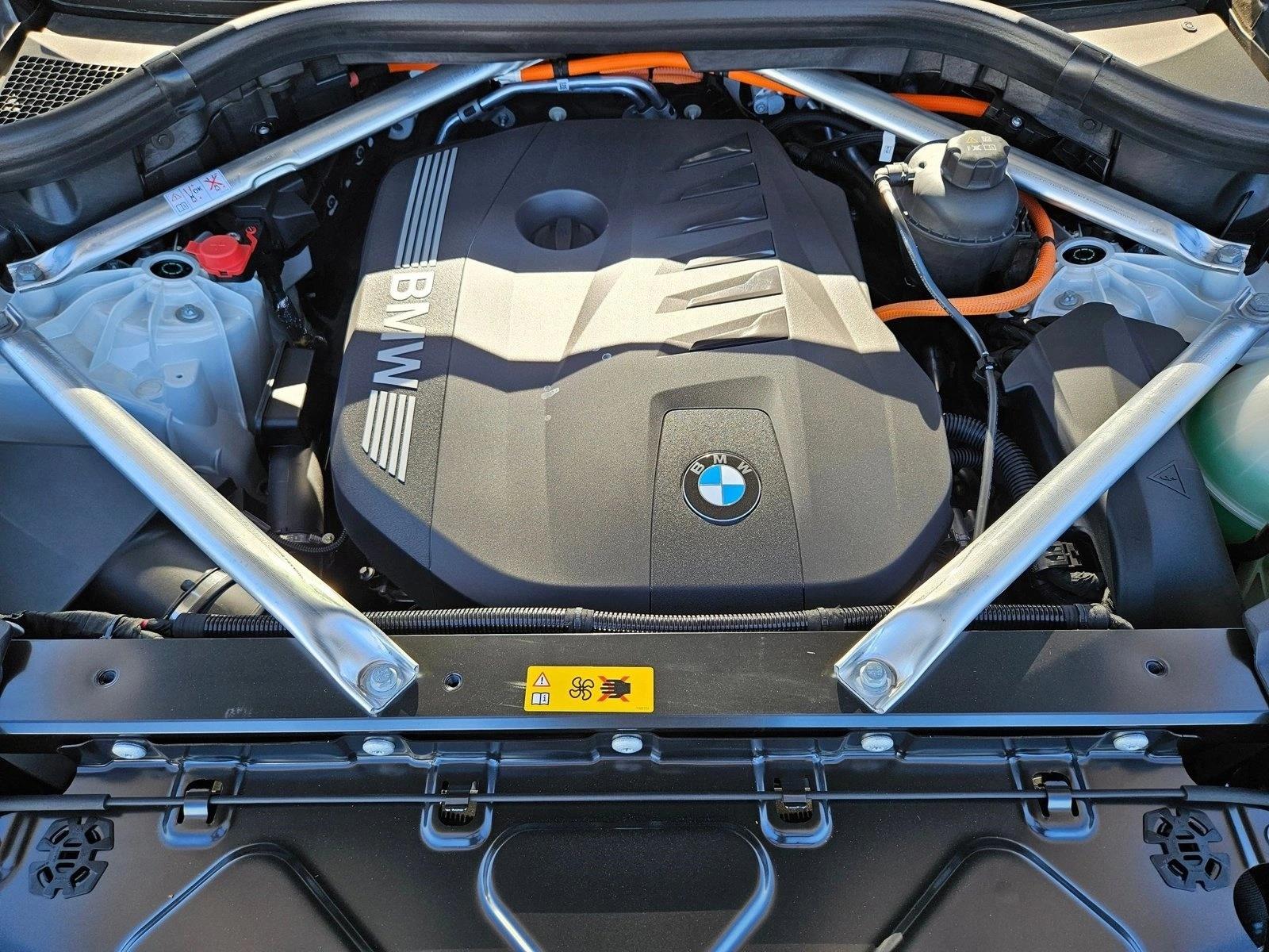 2026 BMW X5 50e - Photo 17