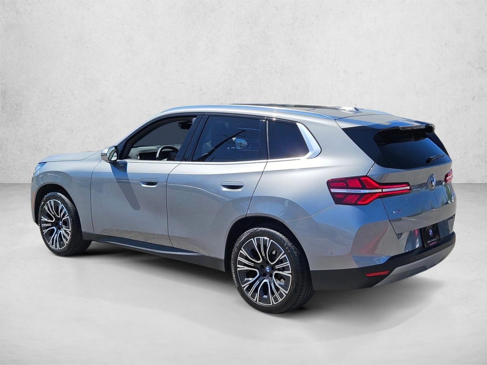 2025 BMW X3 30 - Photo 8